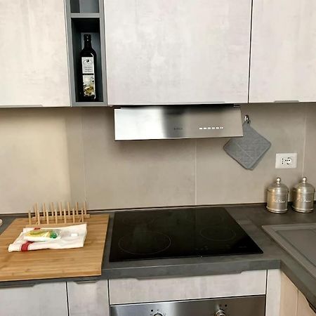 Appartamento Con Terrazzo Sui Tetti Milanesi Экстерьер фото